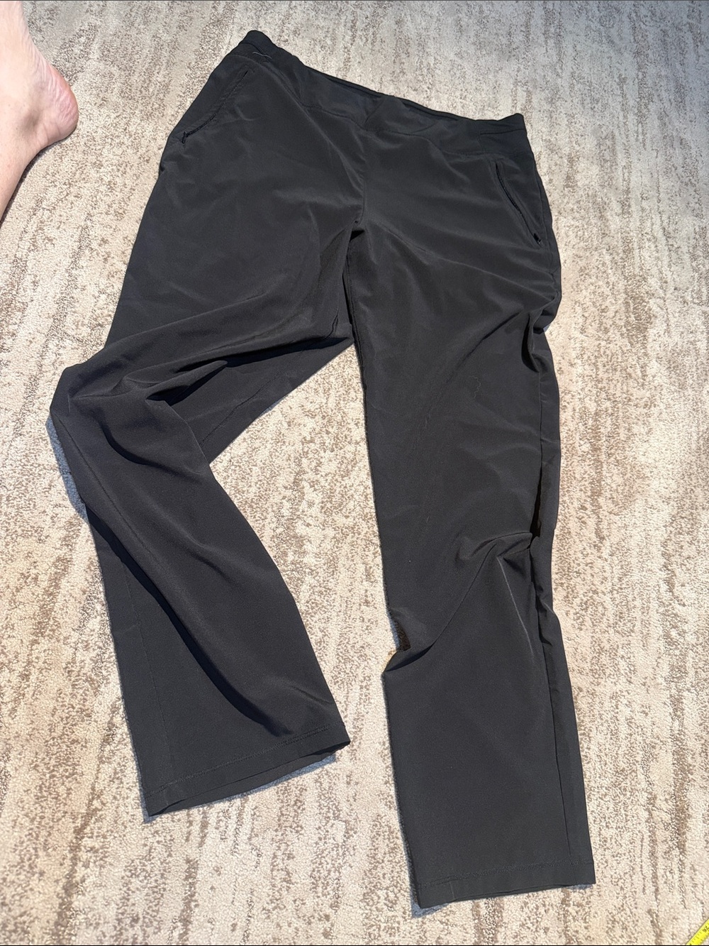 Chico's Black Zenergy Stretch Pants size 2R (12)